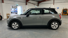 MINI Hatchback 1.5 Cooper Classic II 3dr Petrol Hatchback